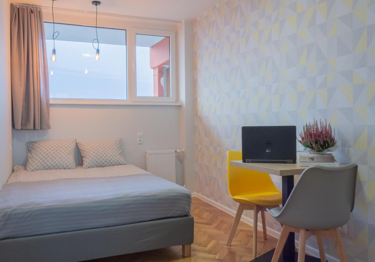 Initium Rooms - Pokoje Na Wynajem - Obroncow Wybrzeza 4D Gdansk Ngoại thất bức ảnh