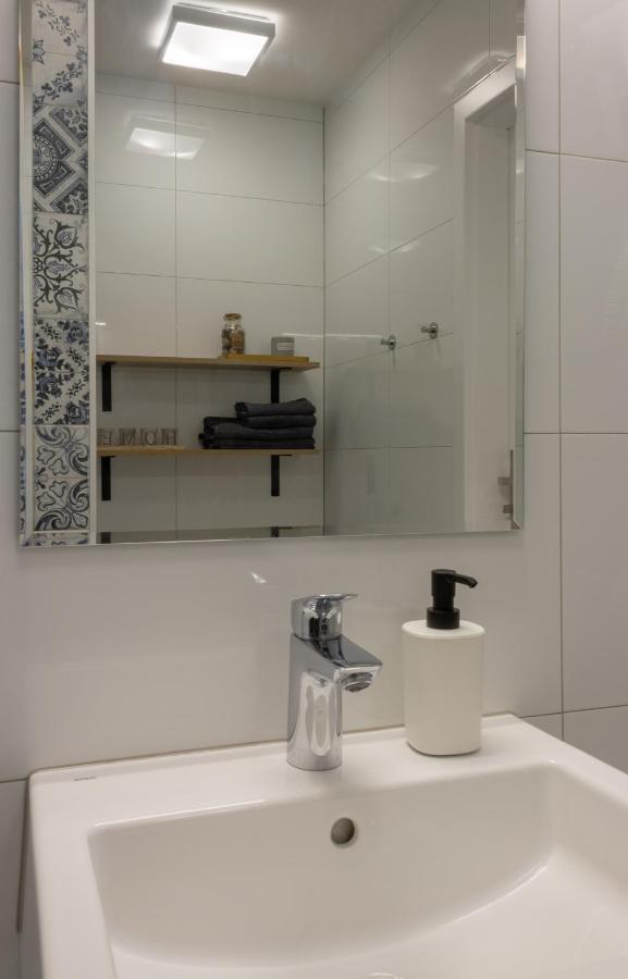 Initium Rooms - Pokoje Na Wynajem - Obroncow Wybrzeza 4D Gdansk Ngoại thất bức ảnh